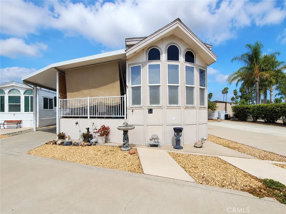 1295 S Cawston Avenue Hemet, CA 92545