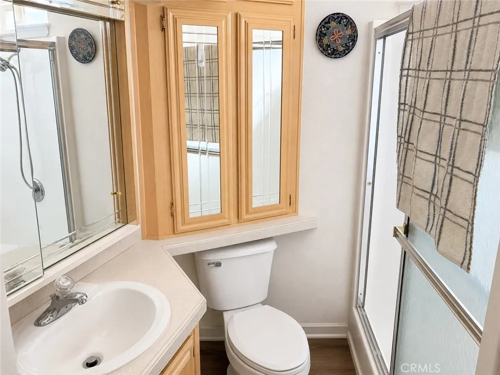 1295 S Cawston Avenue Hemet, CA 92545