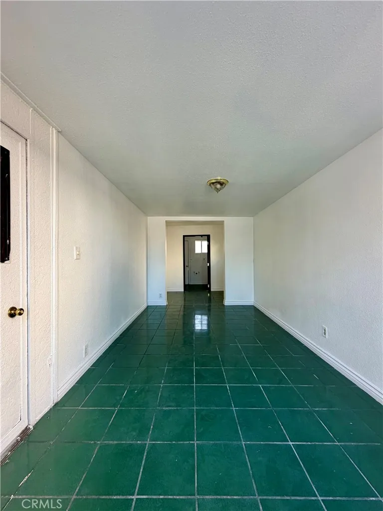 513 E Fairfield Court Ontario, CA 91761