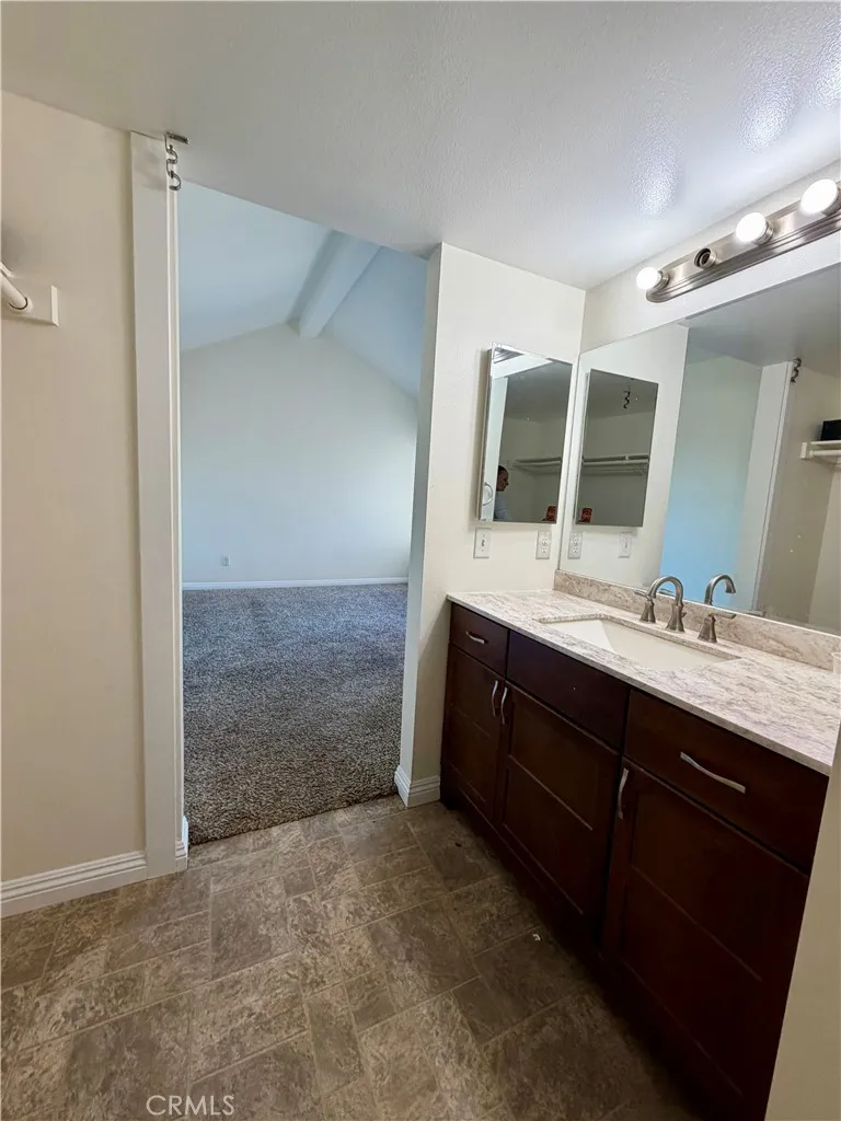 513 E Fairfield Court Ontario, CA 91761