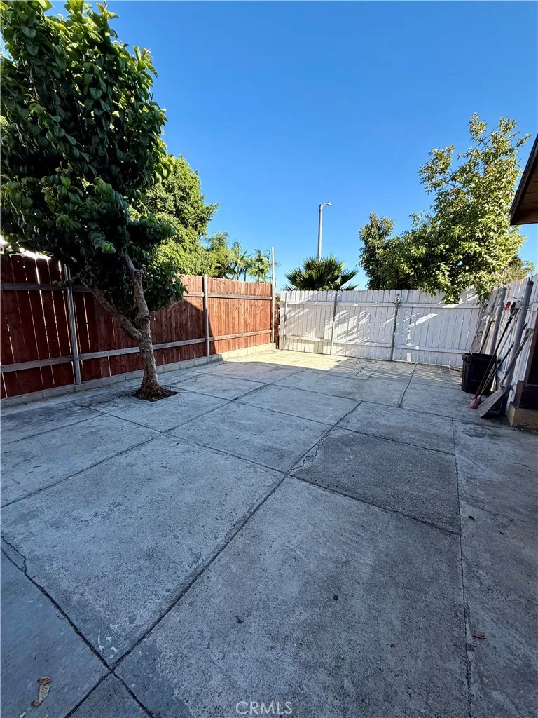 513 E Fairfield Court Ontario, CA 91761