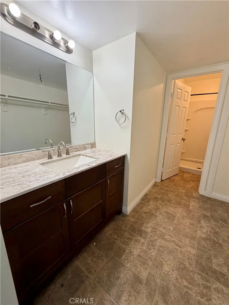 513 E Fairfield Court Ontario, CA 91761