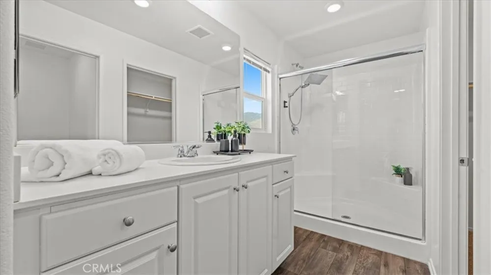 67451 Rio Rosalia DR. Cathedral City, CA 92234