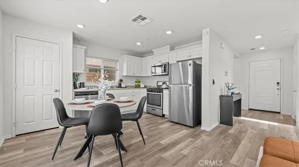 67451 Rio Rosalia DR. Cathedral City, CA 92234