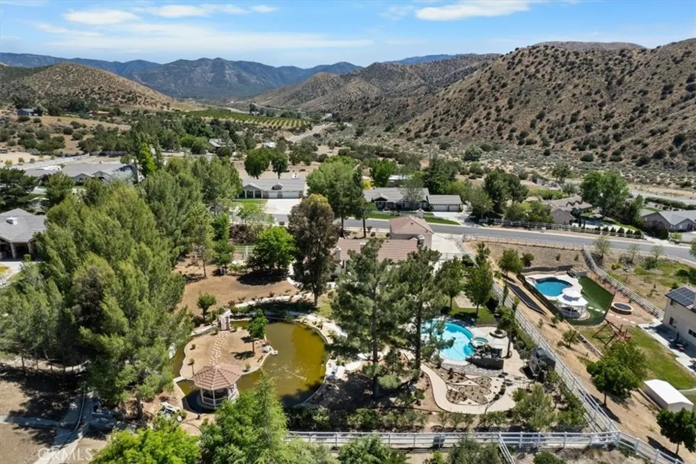 1925 El Dorado Acton, CA 93510