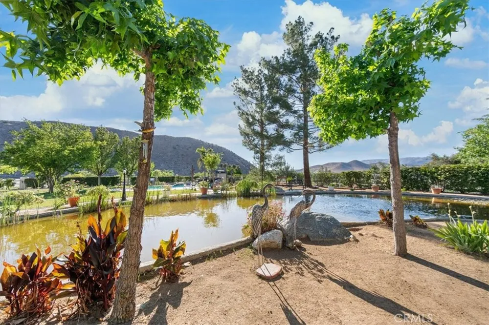 1925 El Dorado Acton, CA 93510