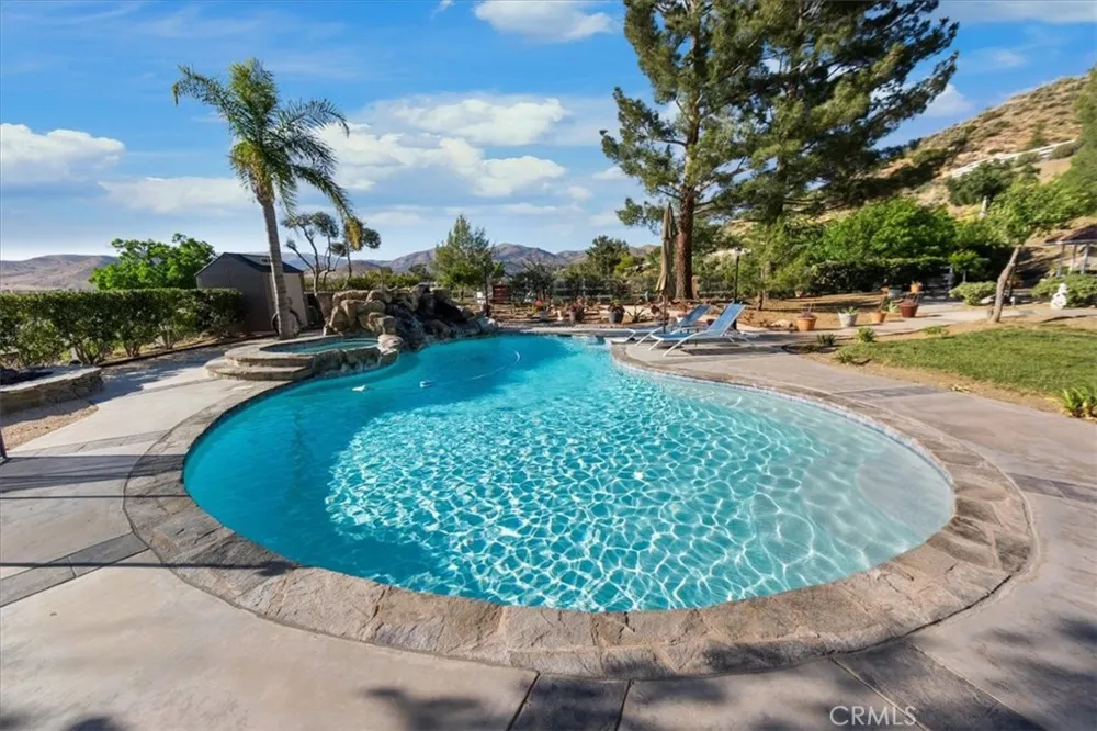 1925 El Dorado Acton, CA 93510