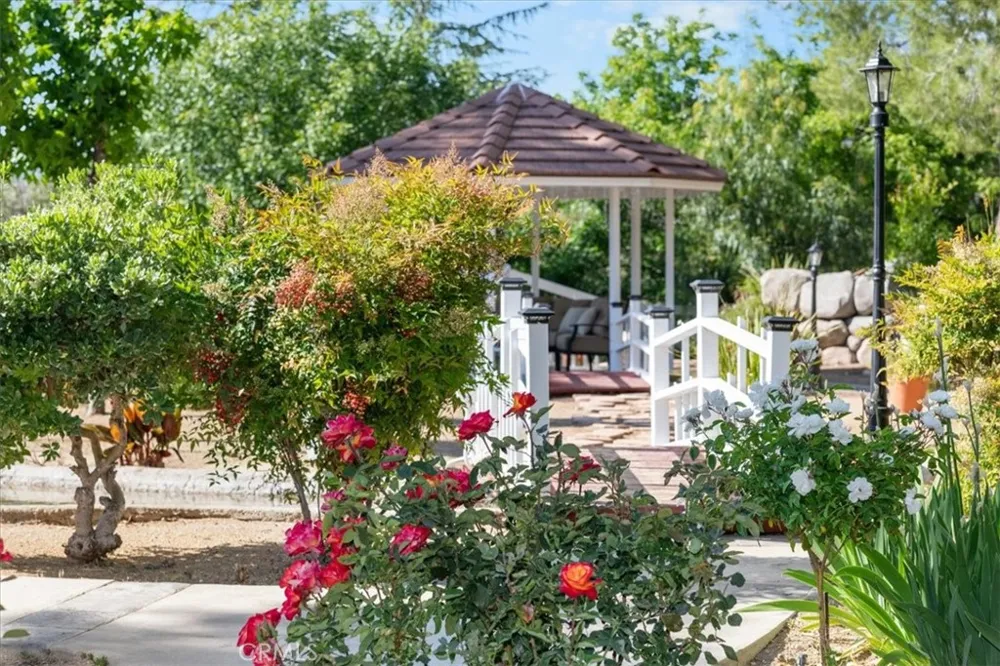 1925 El Dorado Acton, CA 93510