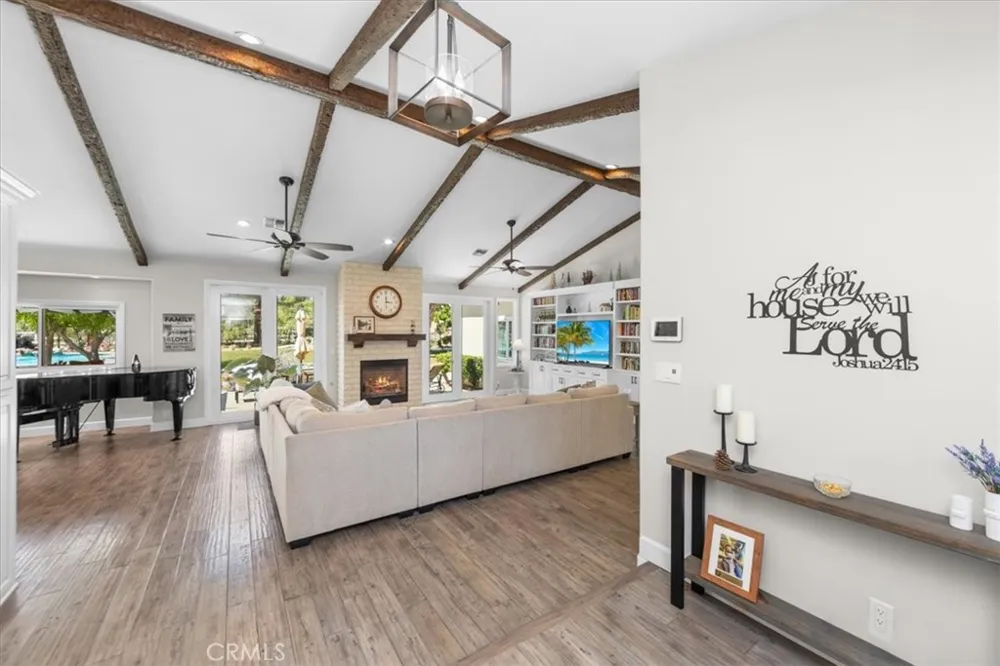 1925 El Dorado Acton, CA 93510