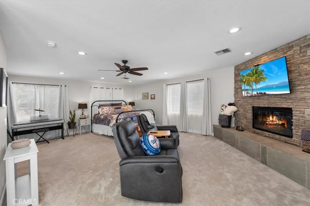 1925 El Dorado Acton, CA 93510