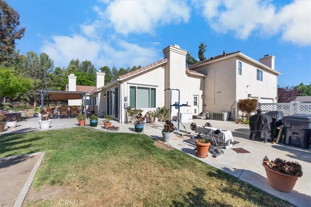 1925 El Dorado Acton, CA 93510