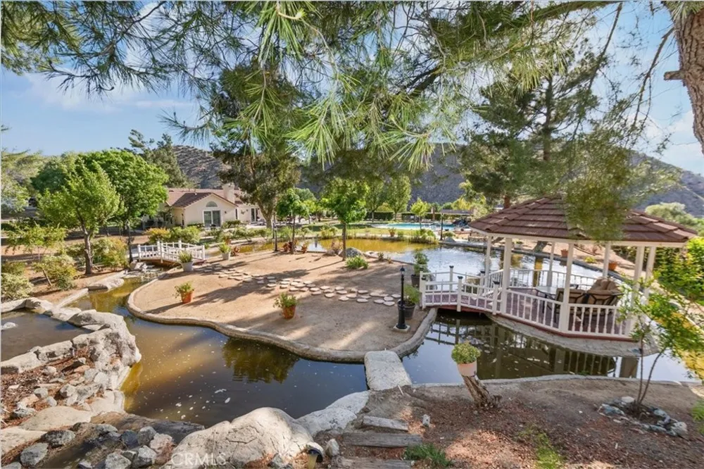 1925 El Dorado Acton, CA 93510