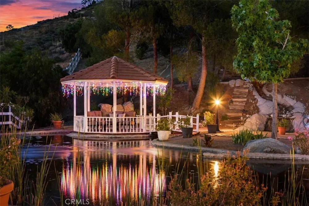 1925 El Dorado Acton, CA 93510