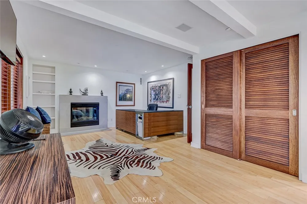3205 Bayview Drive Manhattan Beach, CA 90266