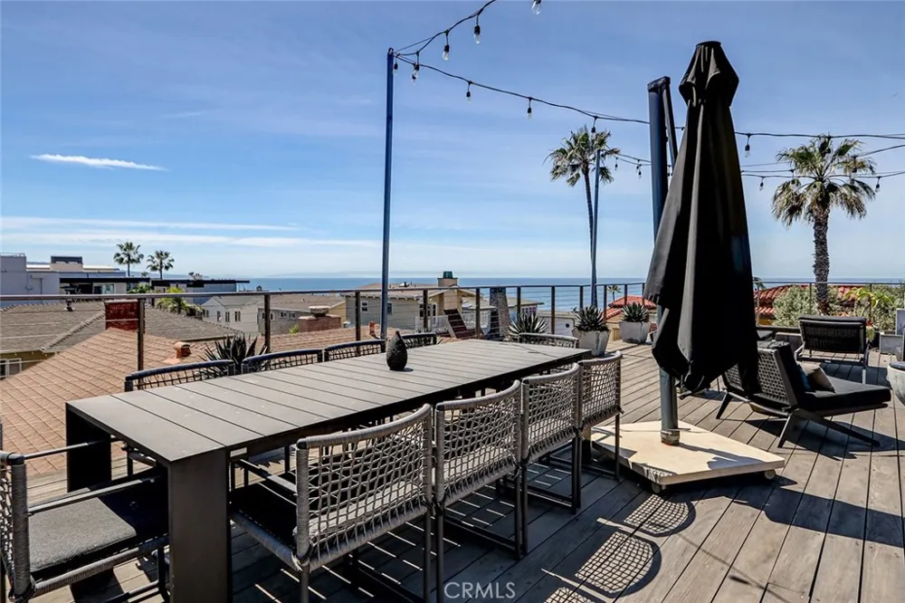3205 Bayview Drive Manhattan Beach, CA 90266