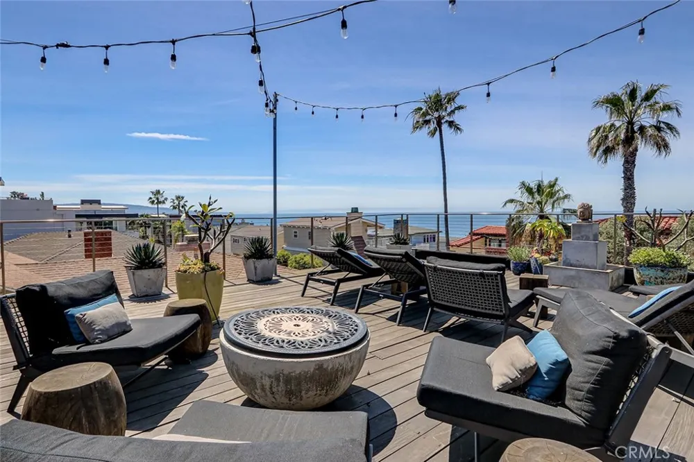 3205 Bayview Drive Manhattan Beach, CA 90266