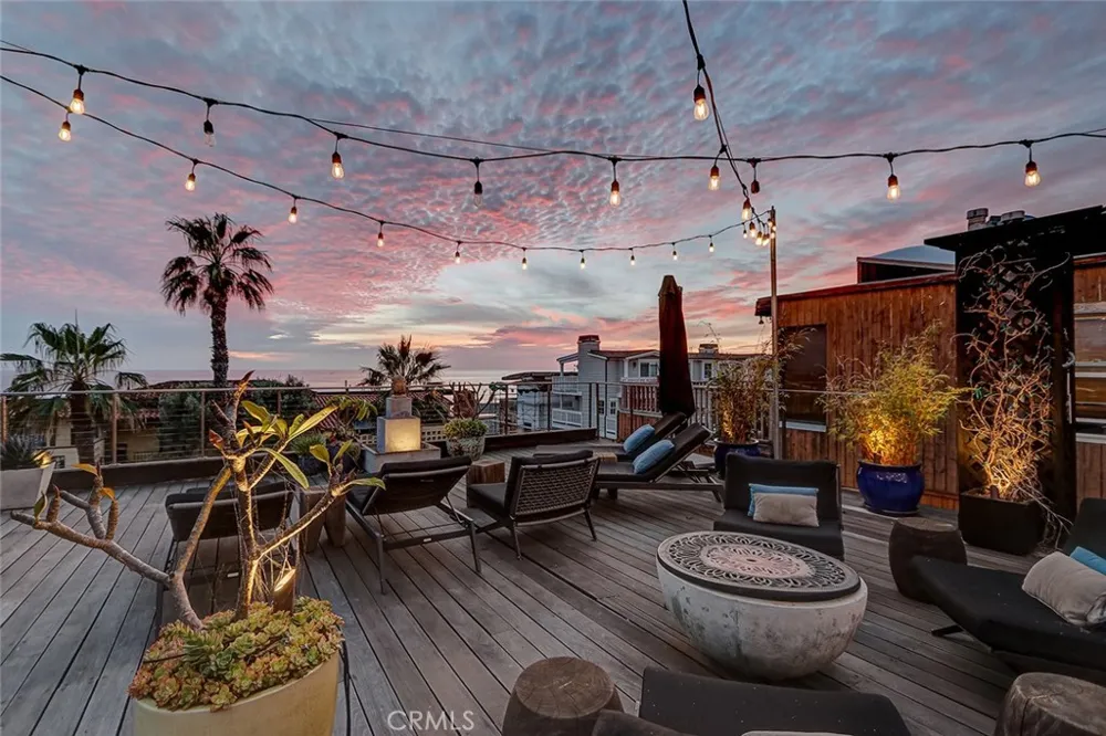 3205 Bayview Drive Manhattan Beach, CA 90266