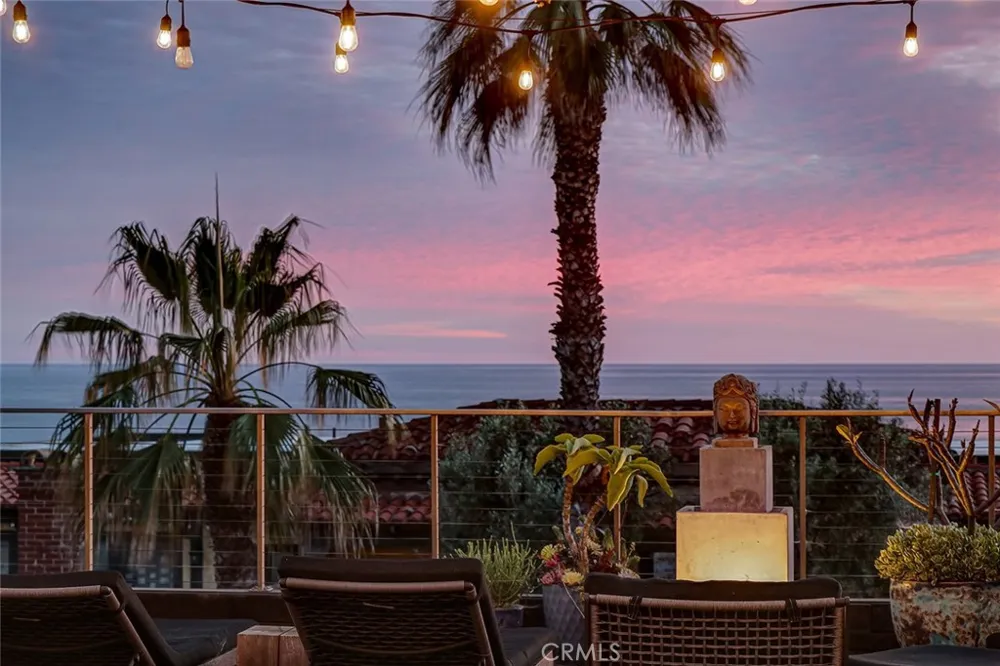 3205 Bayview Drive Manhattan Beach, CA 90266