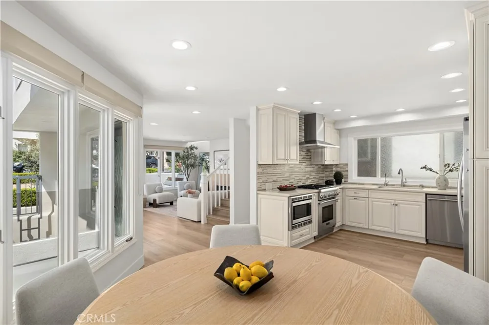 708 Iris Avenue #A Corona del Mar, CA 92625