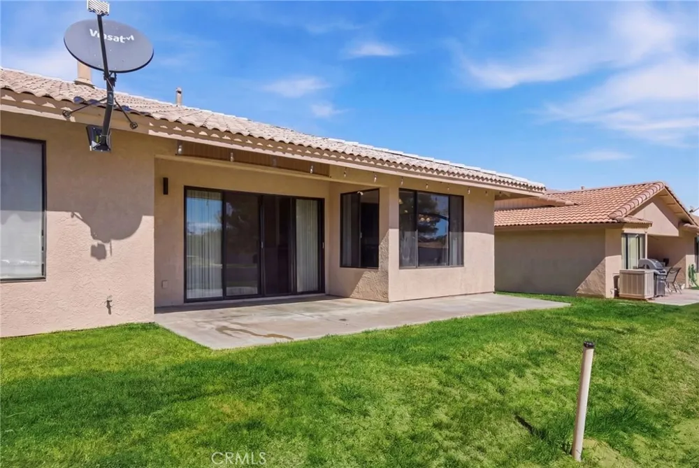 27535 Lakeview Helendale, CA 92342