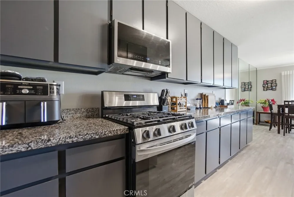 27535 Lakeview Helendale, CA 92342