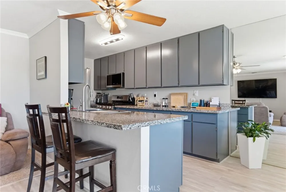 27535 Lakeview Helendale, CA 92342