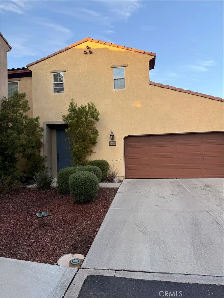24109 Darmera Lake Elsinore, CA 92532