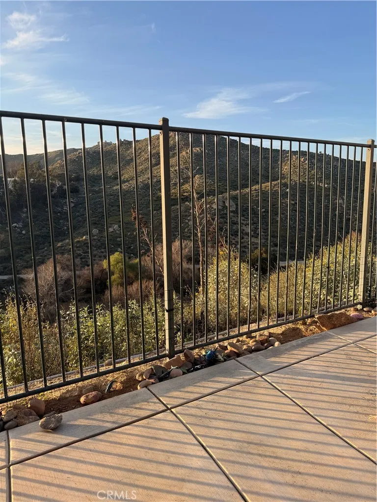 24109 Darmera Lake Elsinore, CA 92532