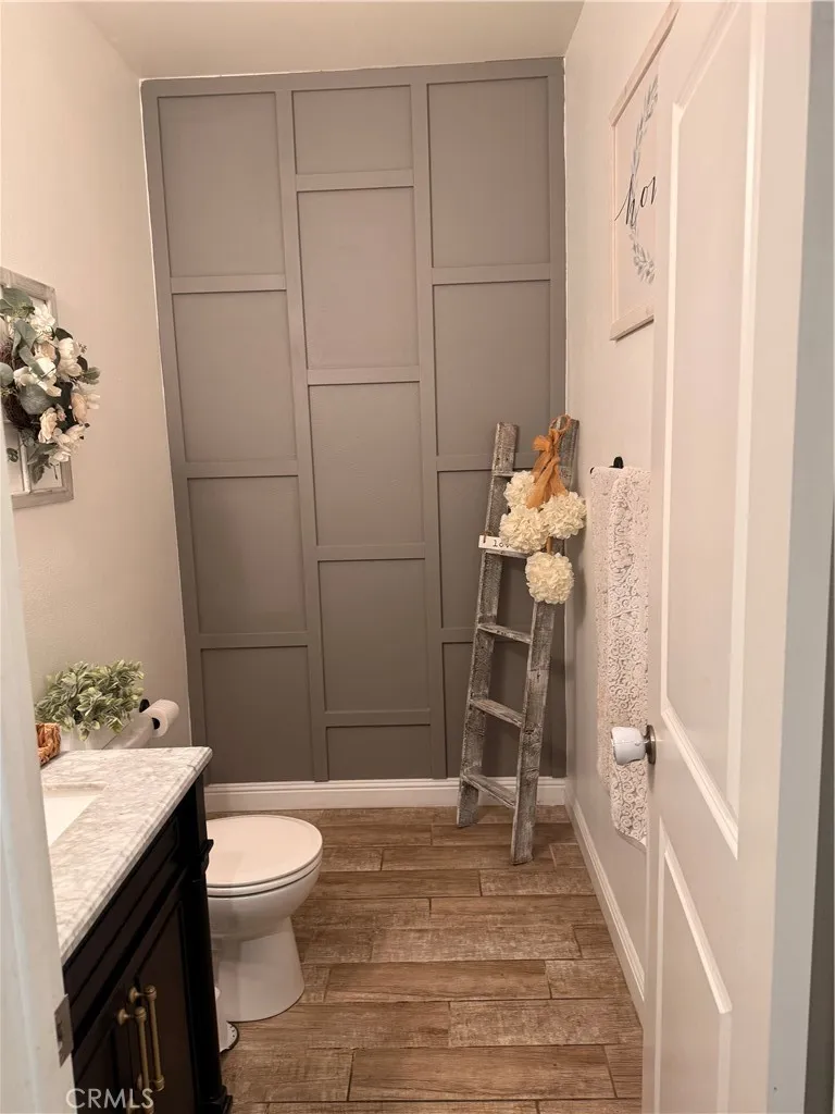 24109 Darmera Lake Elsinore, CA 92532