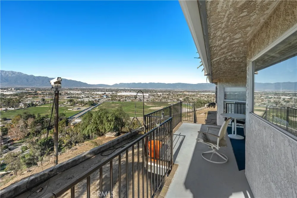 11251 Laurel Bloomington, CA 92316