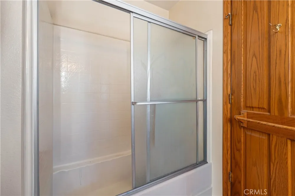 11251 Laurel Bloomington, CA 92316