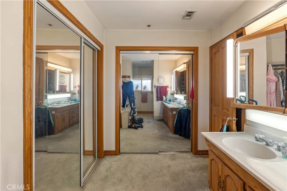 11251 Laurel Bloomington, CA 92316