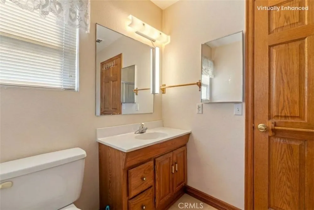 11251 Laurel Bloomington, CA 92316