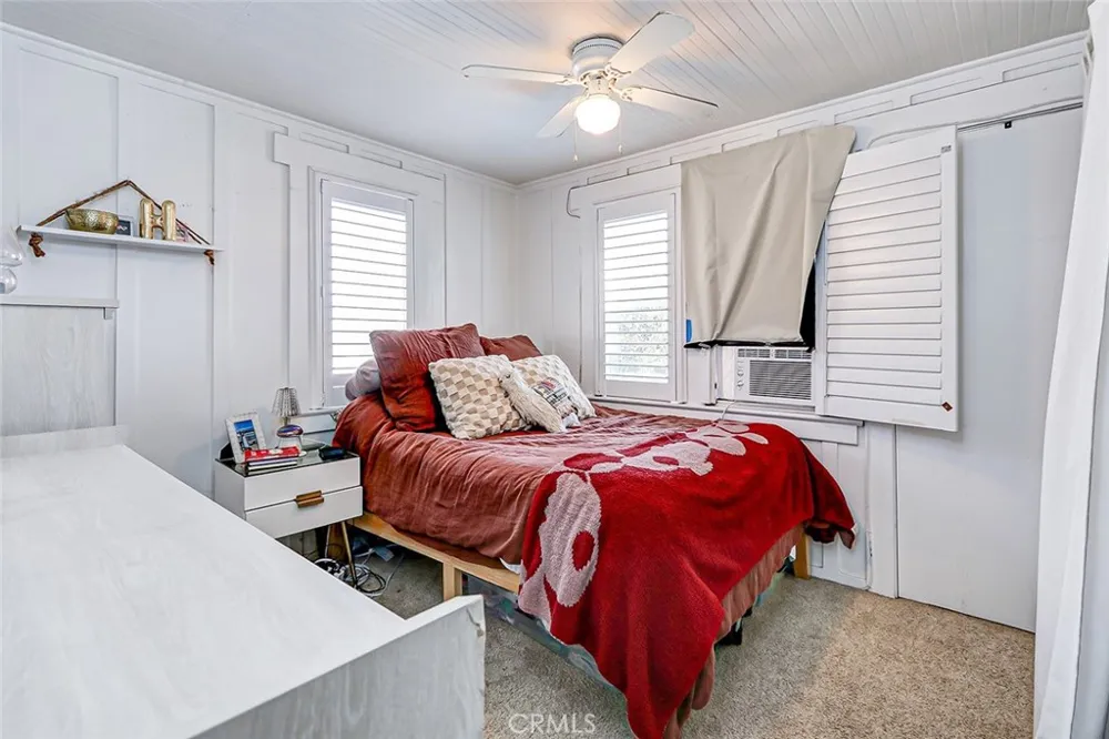 1614 The Strand Hermosa Beach, CA 90254