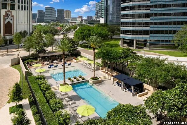 1200 POST OAK BLVD Unit 901 Houston, TX 77056