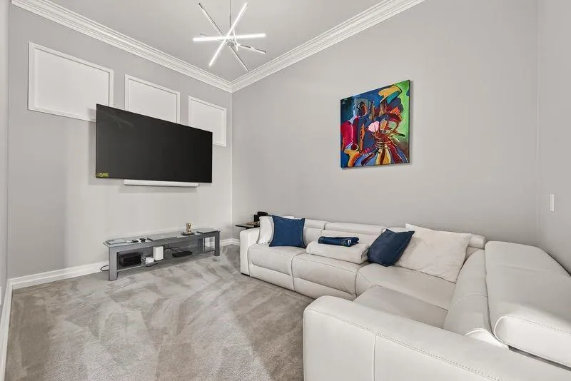 3388 Sage Road #2302 Houston, TX 77056