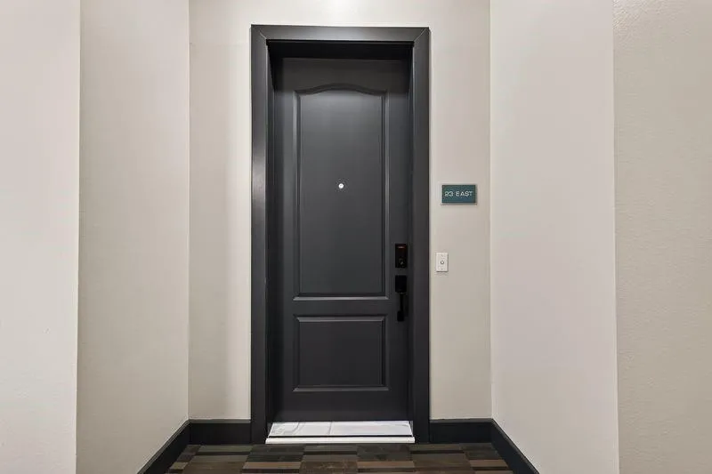 3388 Sage Road #2302 Houston, TX 77056