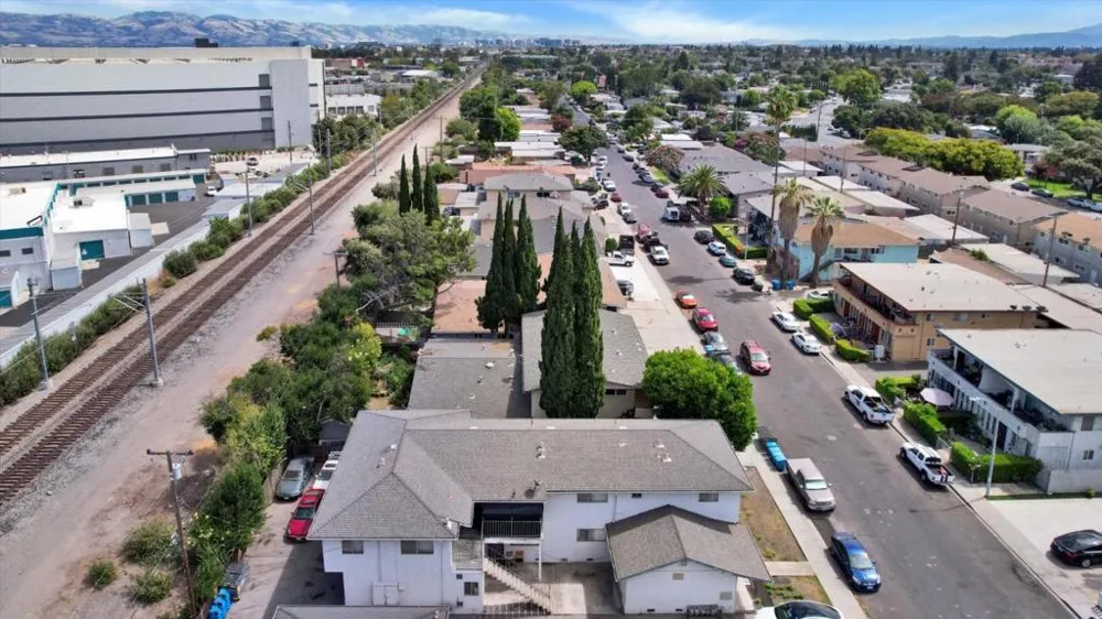 2131 Main Street Santa Clara, CA 95050