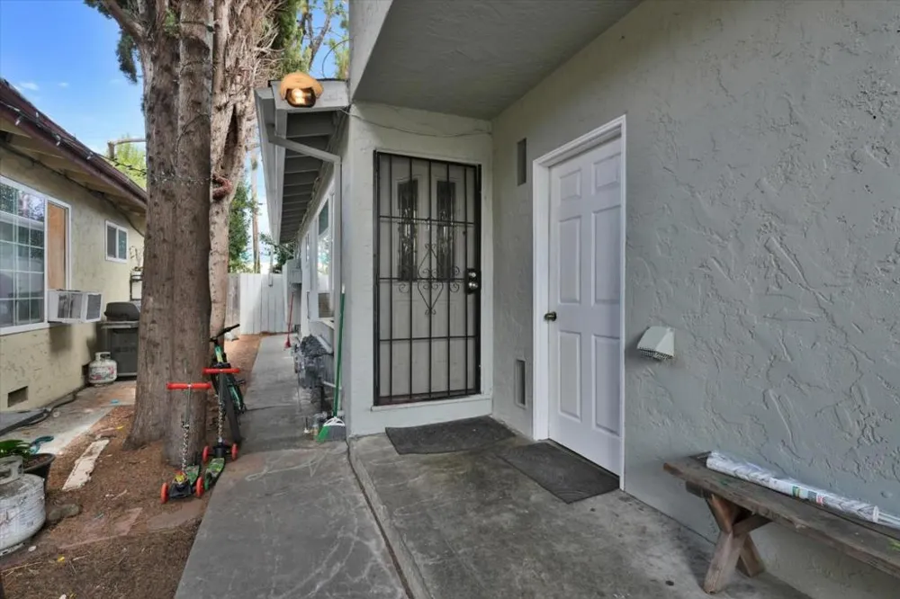 2131 Main Street Santa Clara, CA 95050