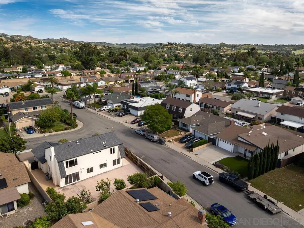 14302 Sandown Poway, CA 92064