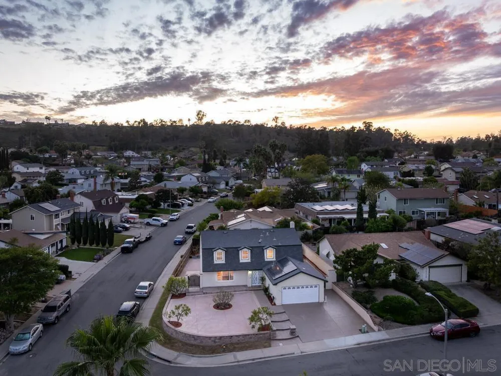 14302 Sandown Poway, CA 92064