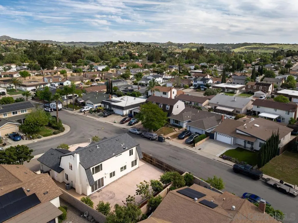 14302 Sandown Poway, CA 92064