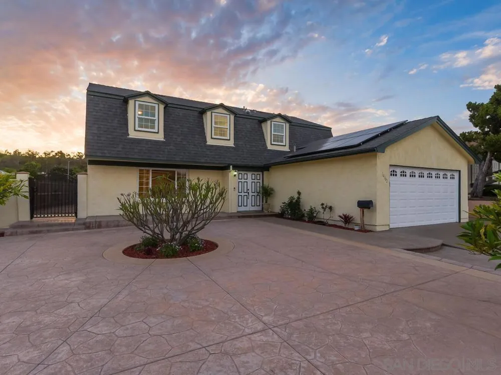 14302 Sandown Poway, CA 92064