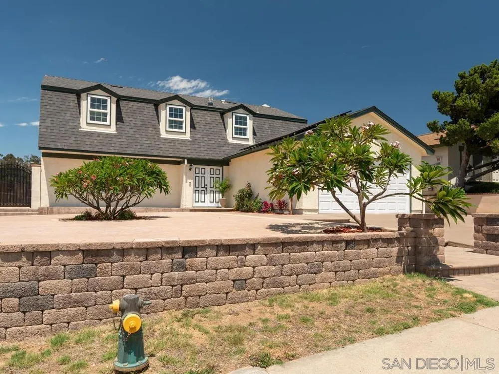 14302 Sandown Poway, CA 92064