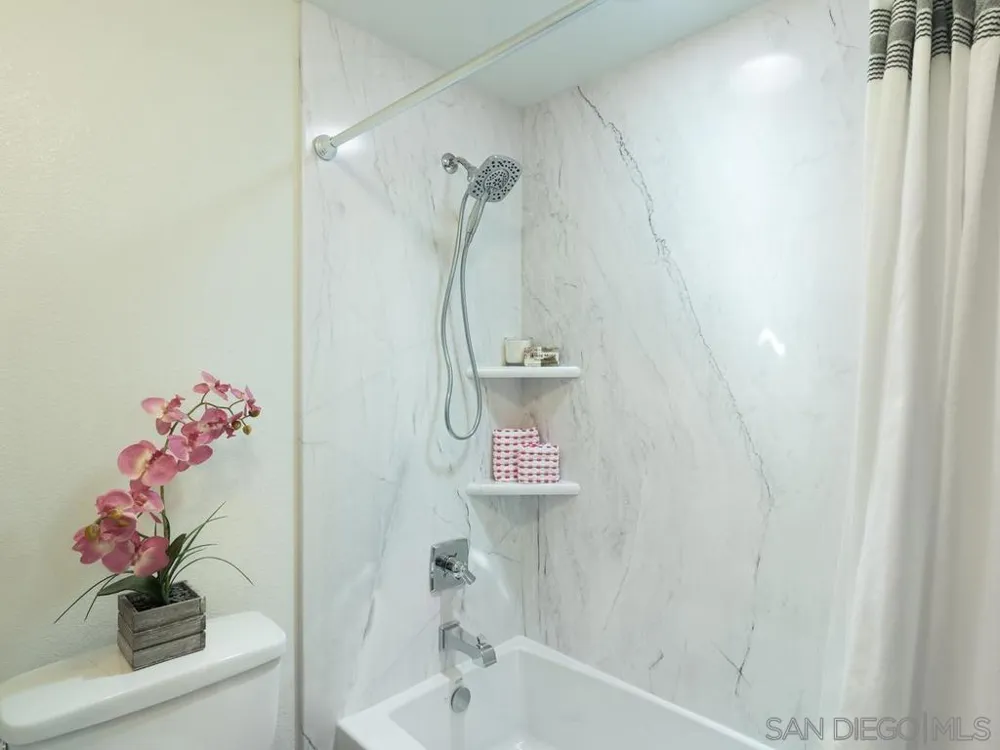 14302 Sandown Poway, CA 92064