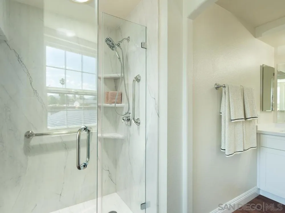 14302 Sandown Poway, CA 92064