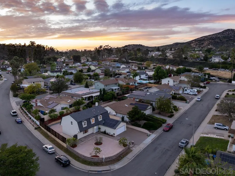 14302 Sandown Poway, CA 92064