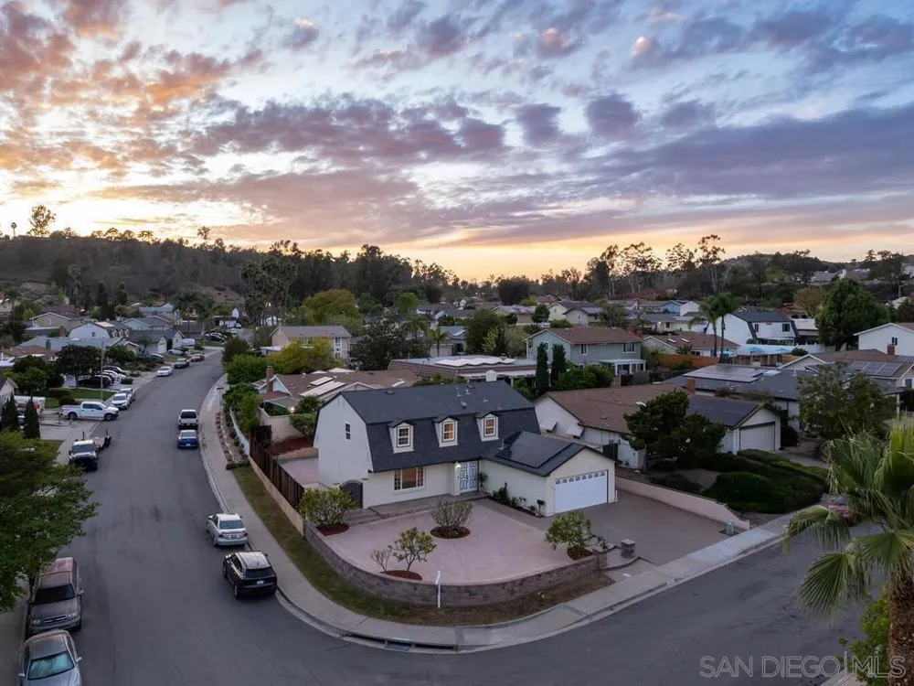 14302 Sandown Poway, CA 92064