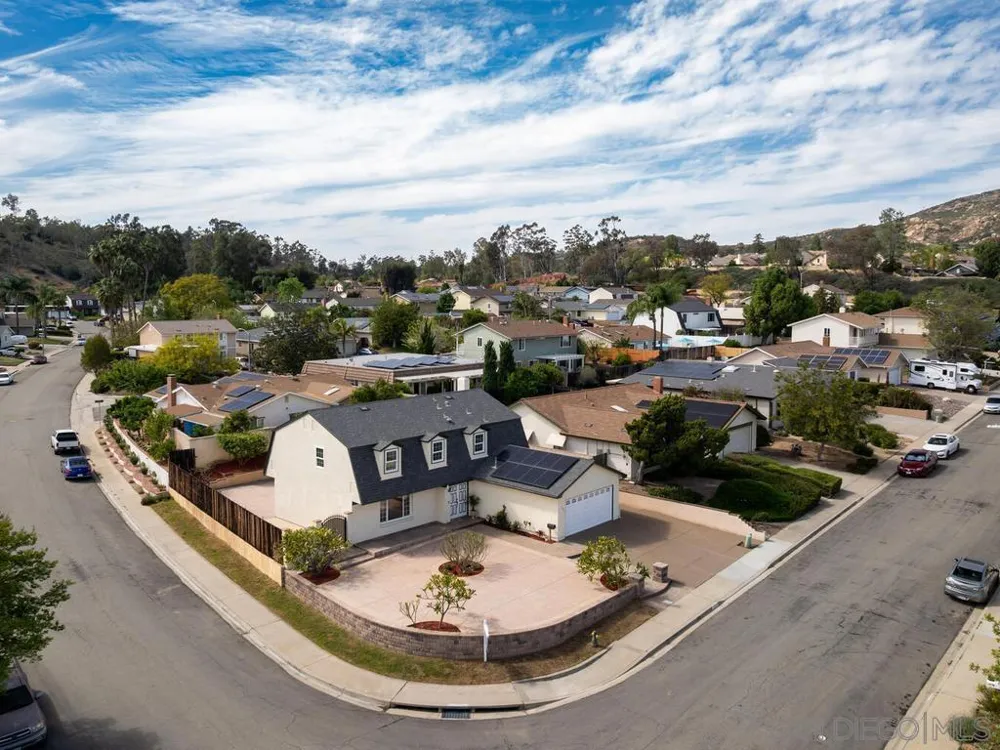 14302 Sandown Poway, CA 92064