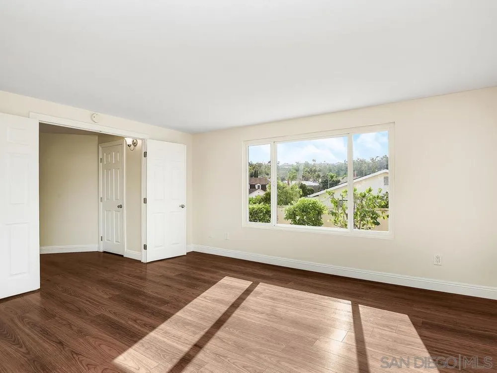 14302 Sandown Poway, CA 92064